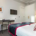دو بوا شانزليزيه 3* باريس
