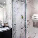 دو بوا شانزليزيه 3*