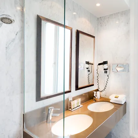 Du Bois Champs-elysees Hotel