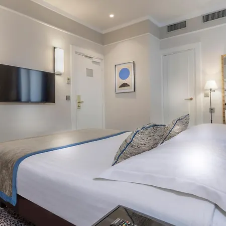 Hotel Du Bois Champs-elysees Paris