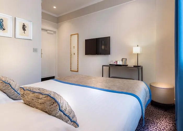 Du Bois Champs-elysées 3*