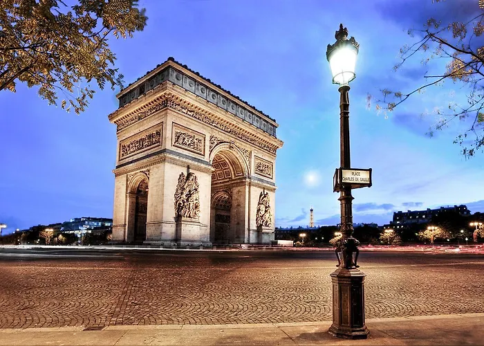 Du Bois Champs-elysees 3* פריז