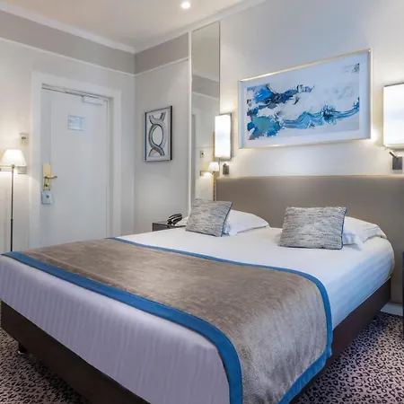 Du Bois Champs-elysees 3* Párizs