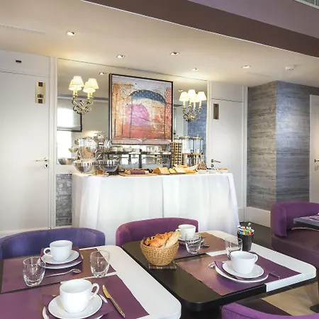 ホテル オテル デュ ボワ シャンゼリゼ