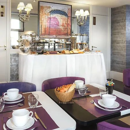 ホテル オテル デュ ボワ シャンゼリゼ パリ