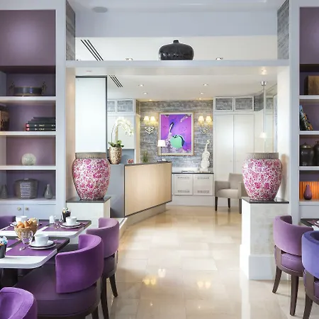 ホテル オテル デュ ボワ シャンゼリゼ 3*