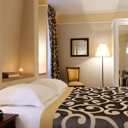 Du Bois Champs-elysees Hotel
