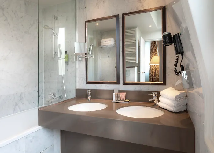 Du Bois Champs-elysees Otel Paris