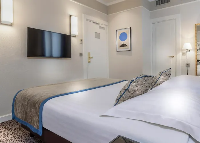 Du Bois Champs-elysees Otel