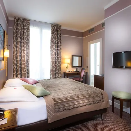 Du Bois Champs-elysees Hotell 3*