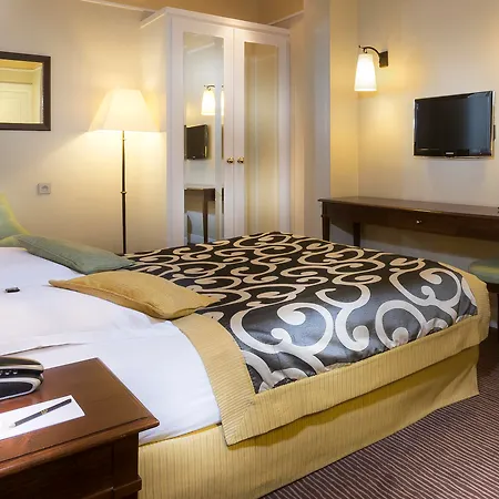 Hotell Du Bois Champs-elysees