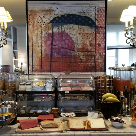 Du Bois Champs-elysees Hotell 3*
