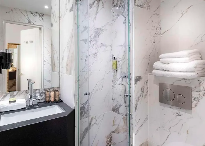 Du Bois Champs-elysees 3*